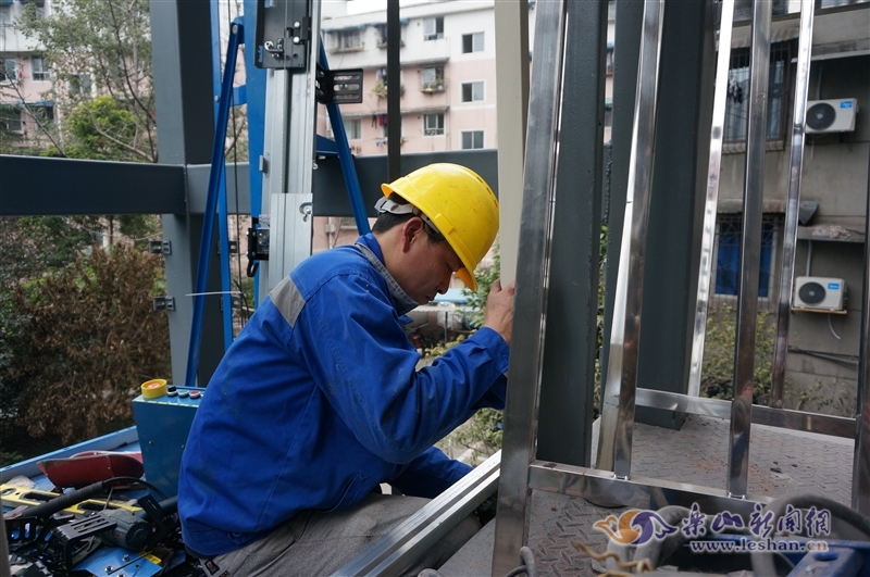 電梯層門安裝工作流程與技術要點